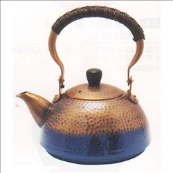[SHINKOUKINZOKU] No.174862 / Oudel copper Hammer mark hanging teapot (half circle type)